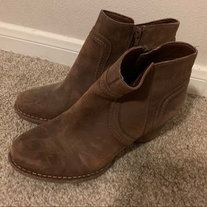 Clarks Boots